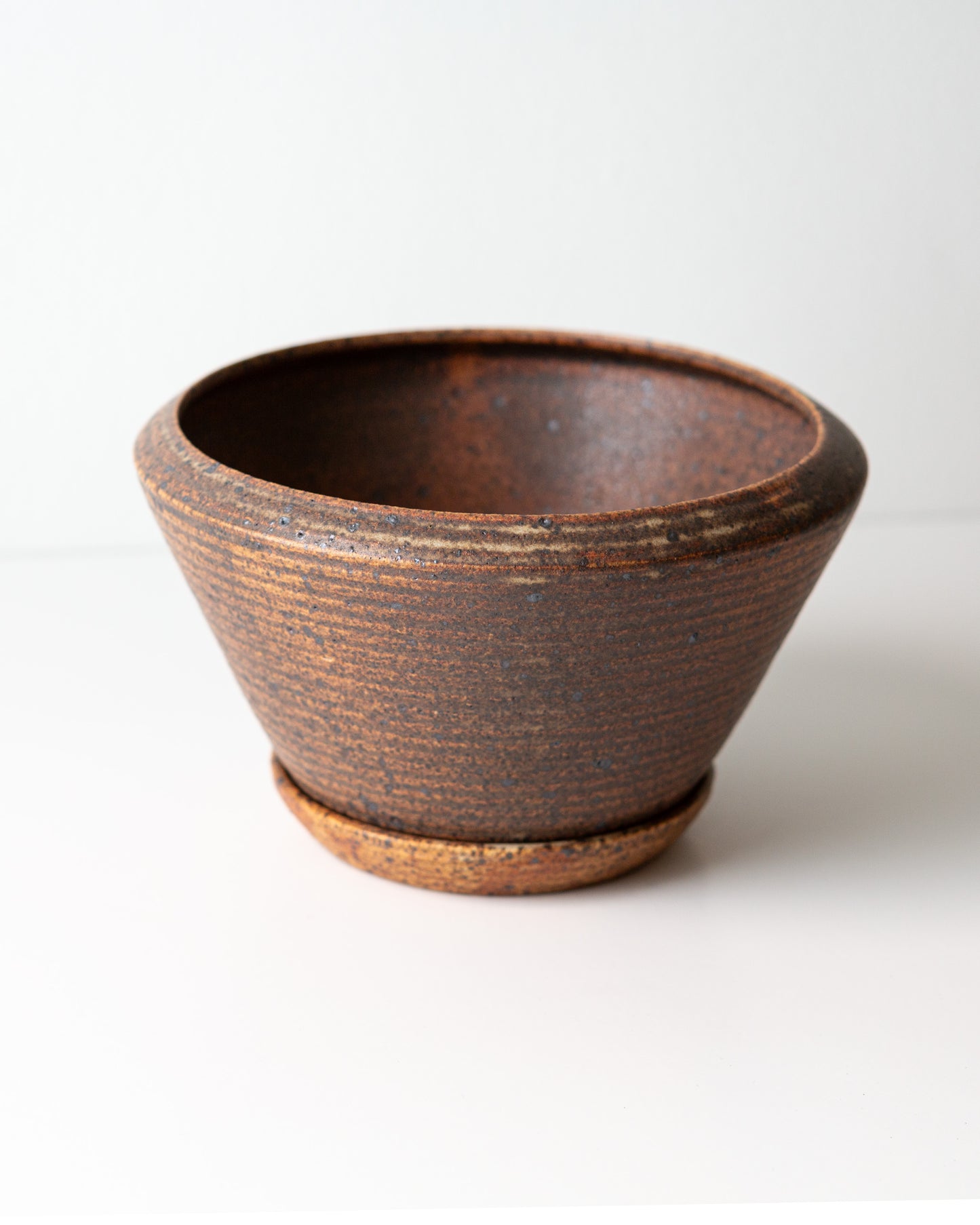 Medium Reddish Brown Planter