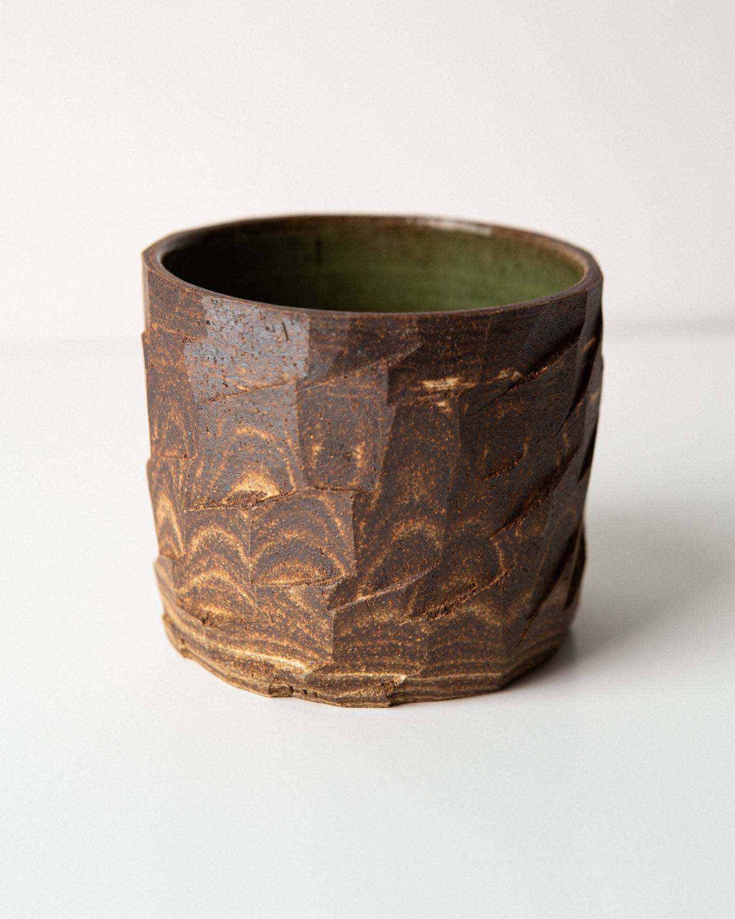 Dark Brown Marbeled Faceted Cup